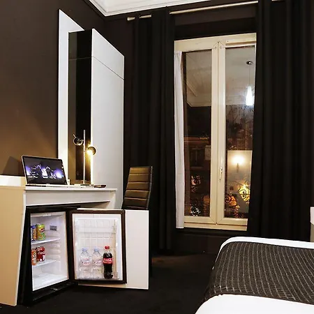 De L'exposition - Republique Hotel