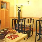 Korner Republique Ξενοδοχείο 3*