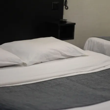 酒店 Korner Republique 3*