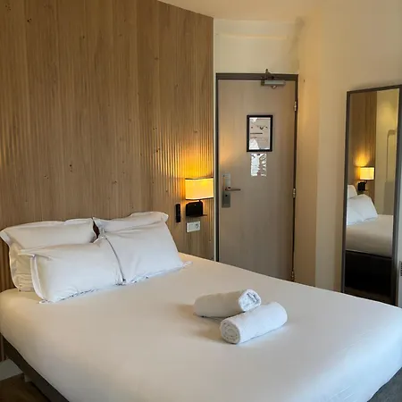 Korner Republique 酒店