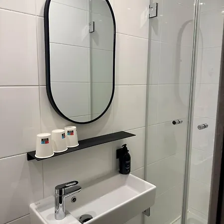 酒店 Korner Republique 3*