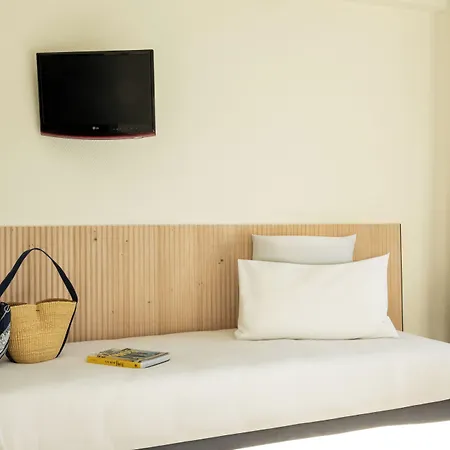 Korner Republique Hotel 3*