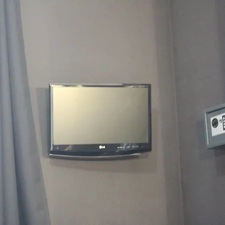 فندق دو لإكسبوسيسيون - ريبوبليك 3*