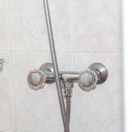 Korner Republique מלון פריז