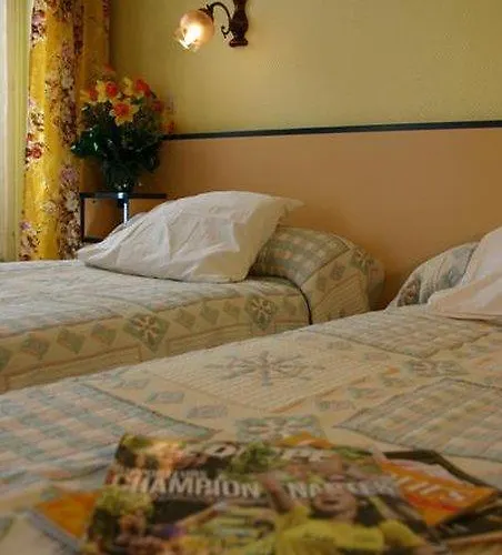 Hotel De L'exposition - République