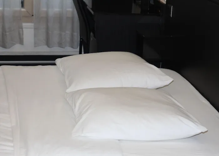 فندق Korner Republique 3*
