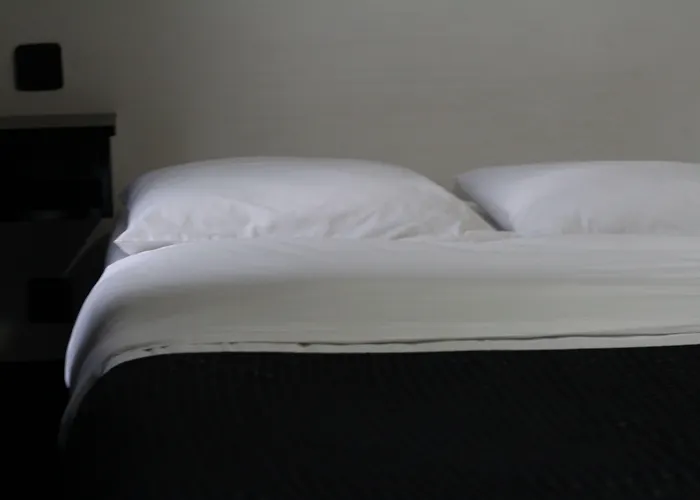 De L'exposition - République Hotel